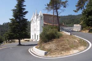 Xtrallusion photo library of independent, self-guided walking and sightseeing holidays in Italy. Pictures, images, photos and photographs taken along the way of this 1-day walking itinerary, to give you a visual impression of the day's walk.